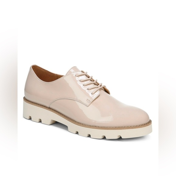 Vionic‎ Adina Lug Sole Patent Leather Platform Oxford Loafer Nude Beige 9 - Picture 1 of 13